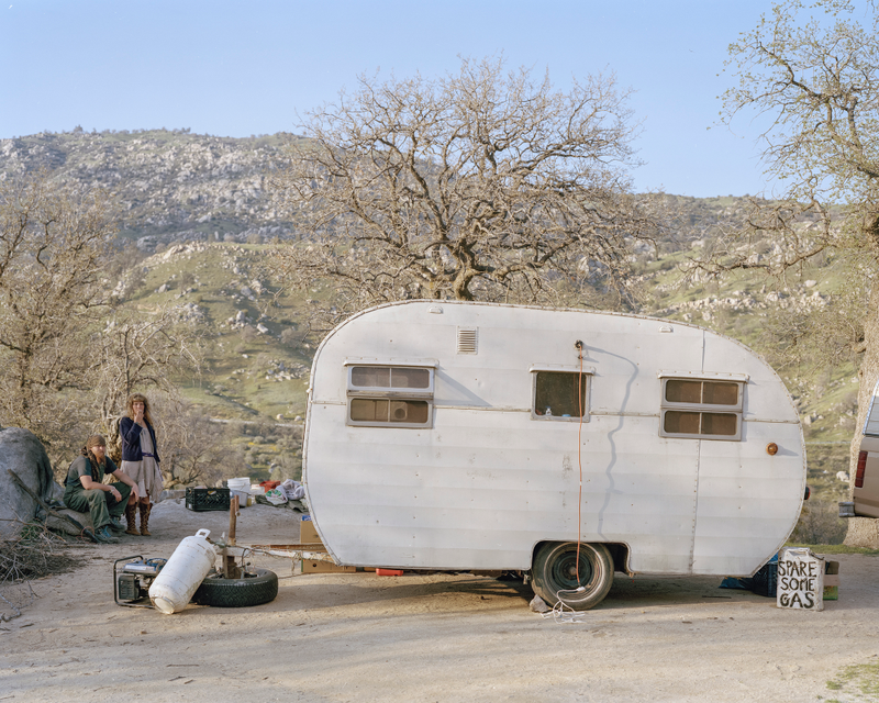 Illustration for article titled These Iconic Road Trips Make You Want To Grab a Camera and Just Drive